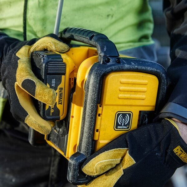 DeWALT DCR020-QW radioapparater Bärbar Digital Svart, Gul