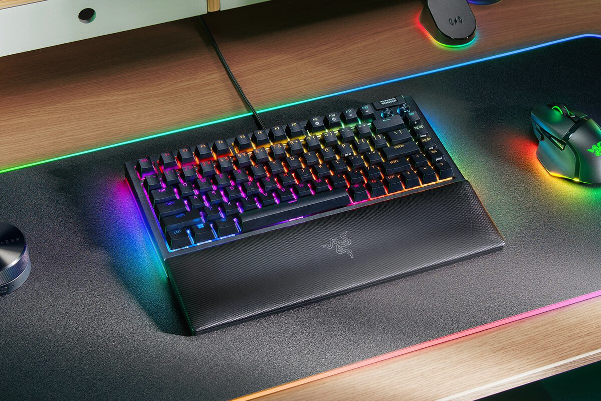 Razer BlackWidow V4 tangentbord Spela USB QWERTY Engelska (USA) Svart