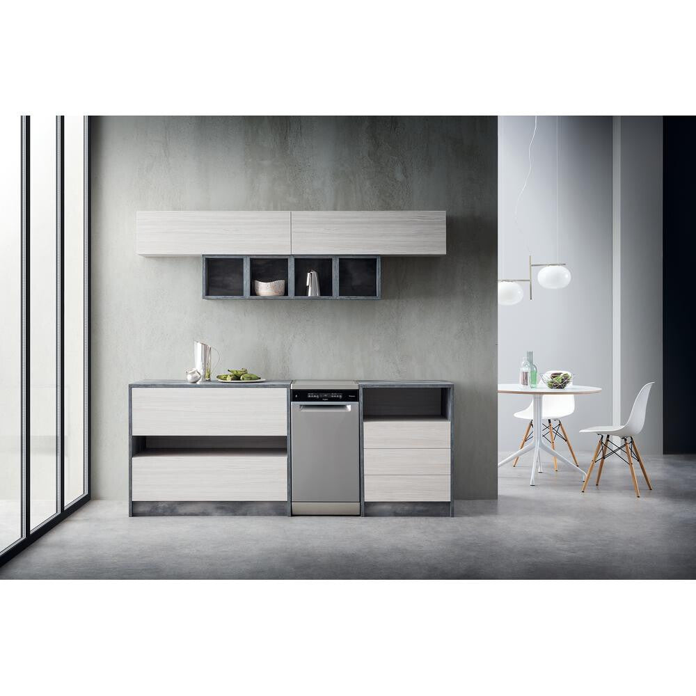 Whirlpool WSFO 3O23 PF X Fristående 10 kuvert E
