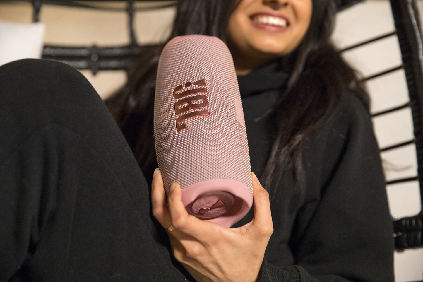 JBL Charge 5 GRÅ