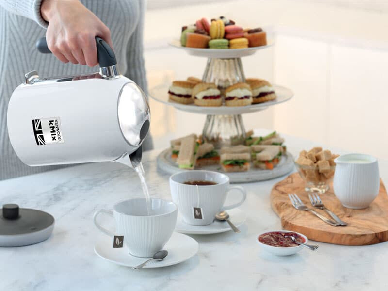 Kenwood ZJX650WH vattenkokare 1 l 2200 W Silver, Vit