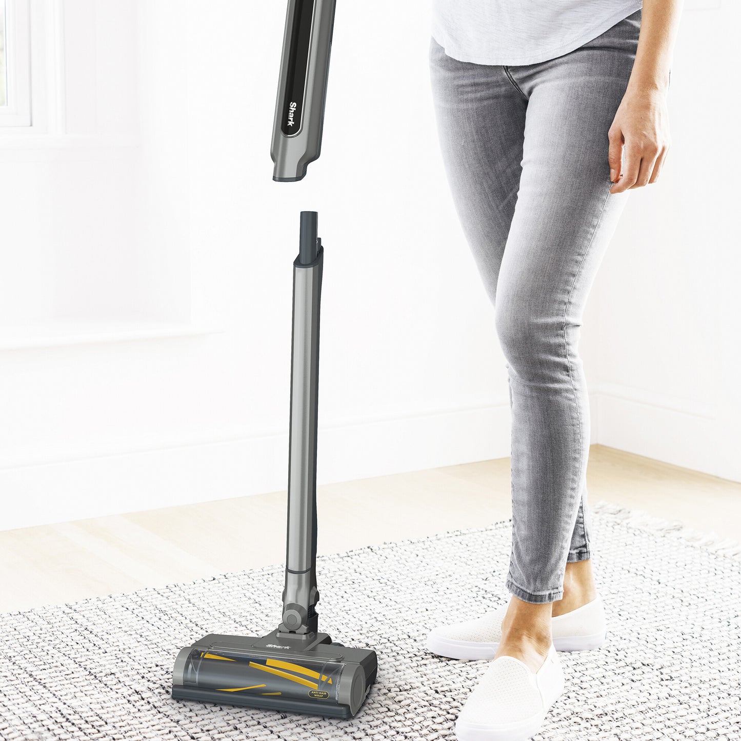Shark WV361EU upprättstående dammsugare och elektrisk sopborste 2-in-1 stick vacuum Batteri Torr HEPA Utan påse 0,25 l 30 W Grå