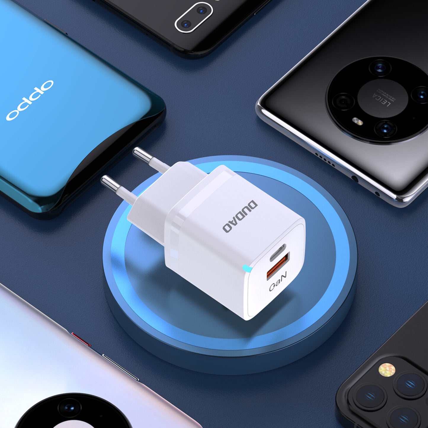 DUDAO A13Pro GAN Adapter 33W 1x USB-C 1x USB-A Universal Vit AC Snabb laddning inomhus