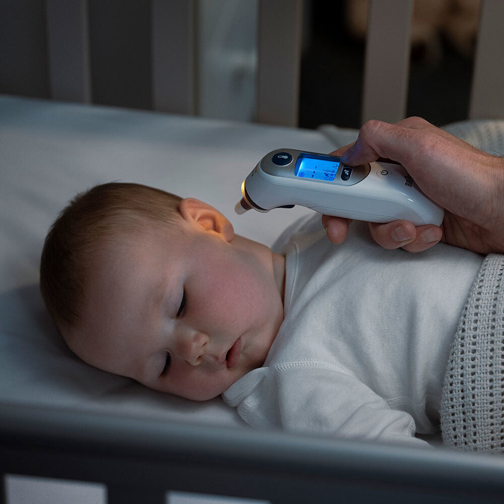 Braun IRT6525 digitala febertermometrar Kontakttermometer Vit Öra Knappar