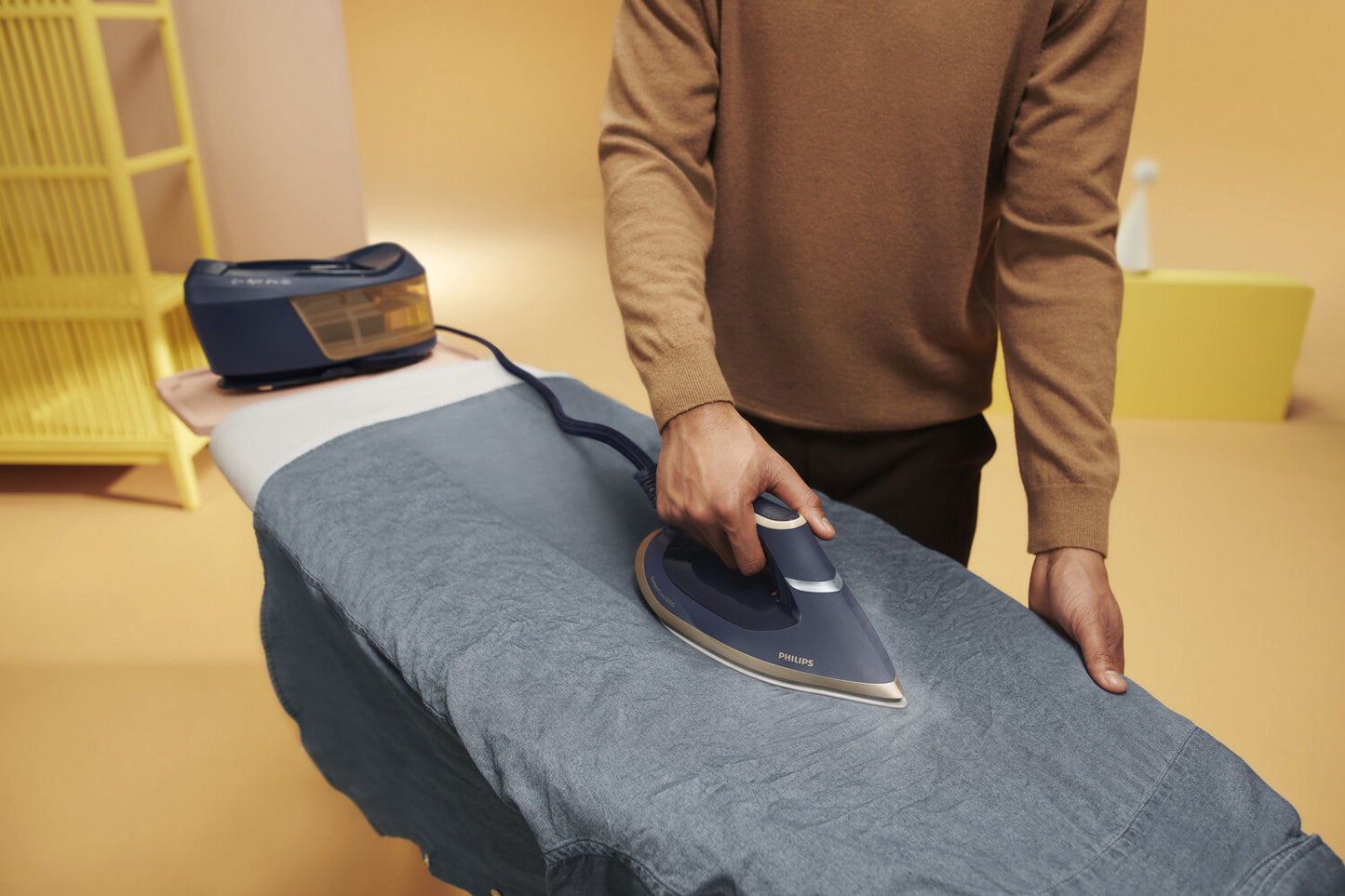 Philips PSG6066/20 ångstrykjärnsladdare 2400 W 1,8 l SteamGlide Advanced Blå, Guld