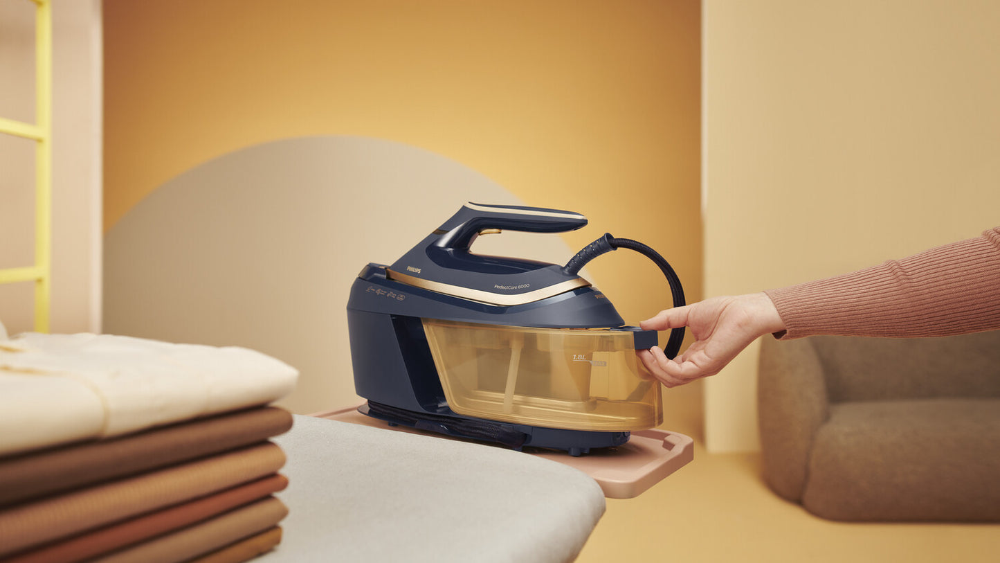 Philips PSG6066/20 ångstrykjärnsladdare 2400 W 1,8 l SteamGlide Advanced Blå, Guld