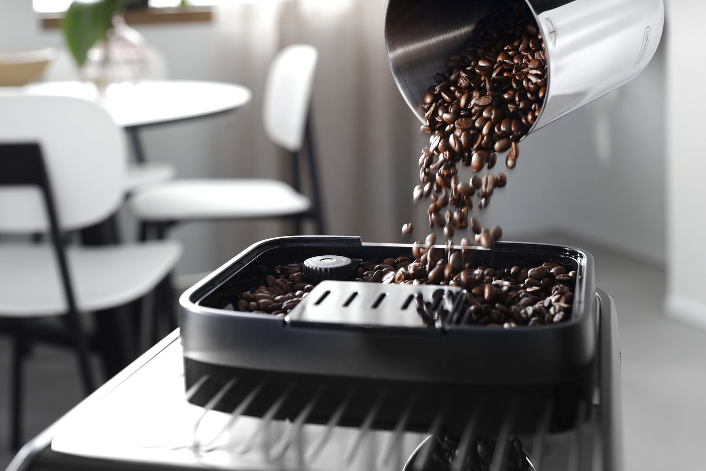 De’Longhi Magnifica Evo ECAM290.21.B Helautomatisk Espressomaskin 1,8 l