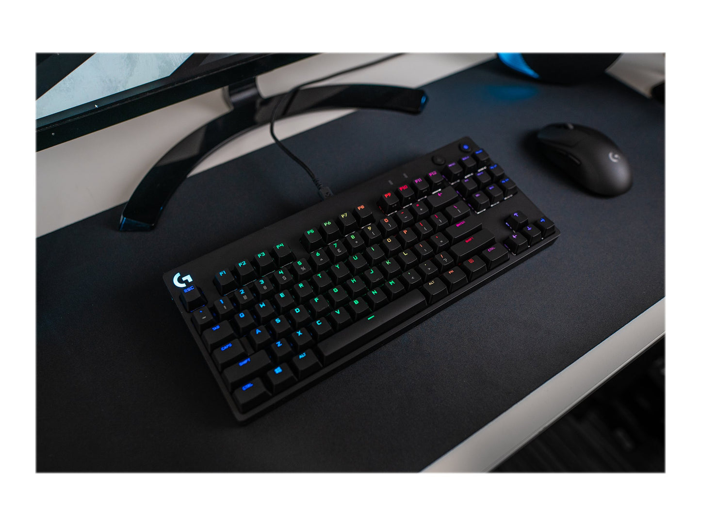 Logitech G Pro Mechanical Gaming Keyboard – GX Blue Clicky, RGB, Pan Nordic, Kompakt TKL, USB (Svart)