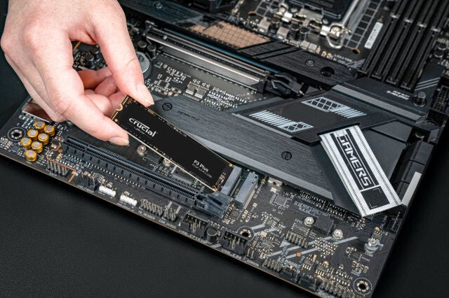 Crucial P3 Plus 4 TB M.2 PCI Express 4.0 NVMe 3D NAND