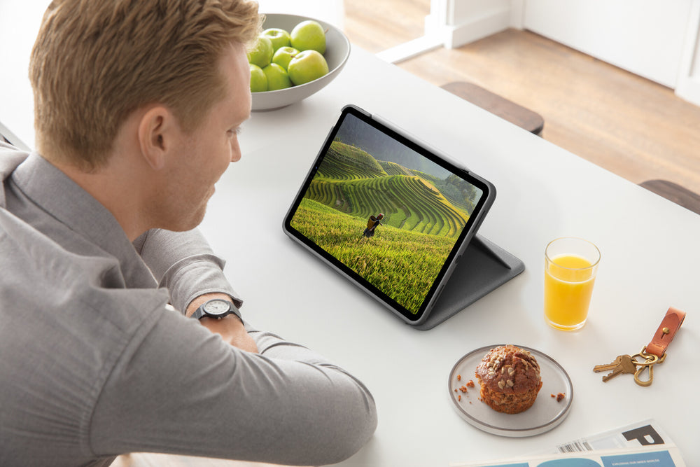 Logitech Folio Touch QWERTY Nordic Smart Connector Grå