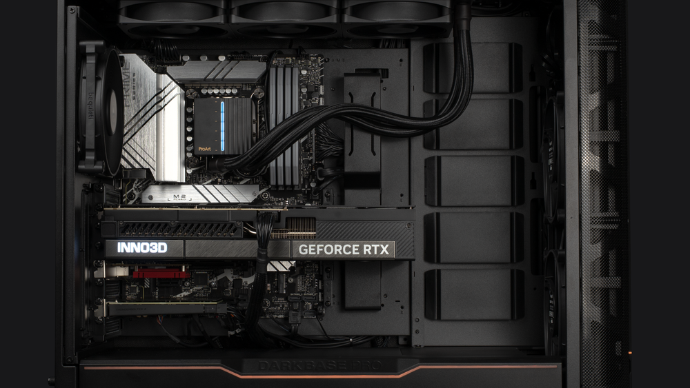 Durmitor AI PC R9 9950X3D/64GB/4+8TB/RTX5090 32GB/WinPro - stationär dator