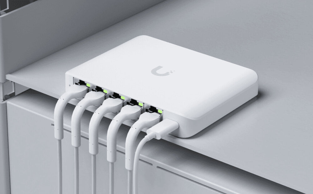 Ubiquiti UniFi Flex Mini 2.5G hanterad 2.5G Ethernet (100/1000/2500) Strömförsörjning via Ethernet (PoE) stöd Skrivbord Vit